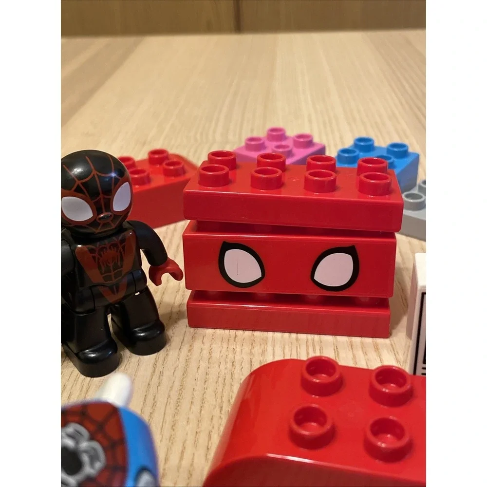 LEGO DUPLO Marvel Partial Set 19 Pc Miles Morales Figure Spider-Man Bike